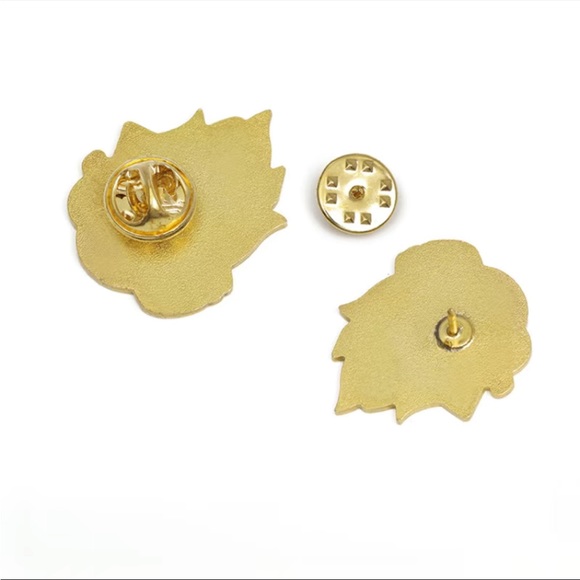 Howl’s Moving Castle Flame Pin - Picture 4 of 5